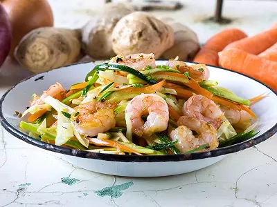 Sauté aux crevettes et aux légumes express